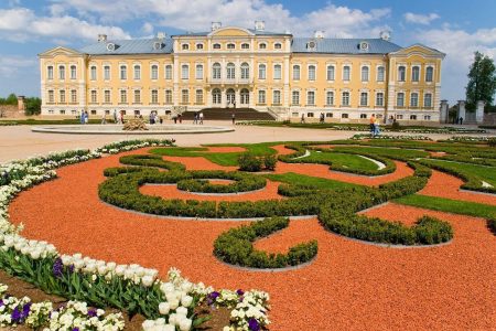 Latvijos Kuržemė  – nuo Liepojos iki Rundalės